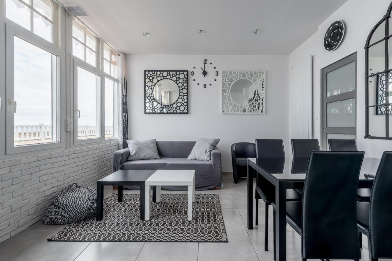 Appartement En Front De Mer Avec Terrasse Et Vue Mer Arromanches-les-Bains Exterior photo